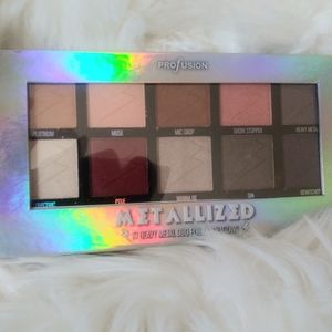 PROFUSION Metallized Eyeshadow
